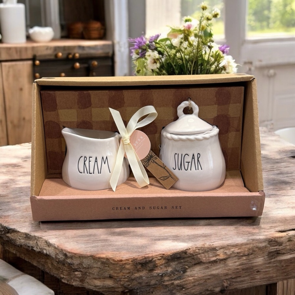 NEW Rae Dunn Cream And Sugar Set